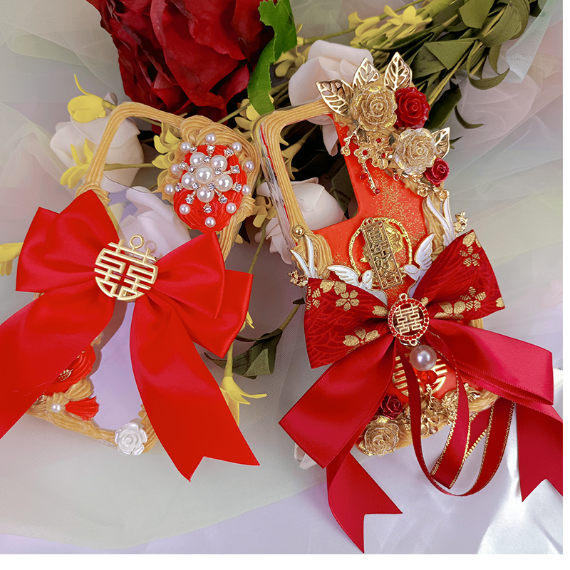 A Celebratory Phone Case Adorned with Tradition,Whipped Cream,Customizable,DIY