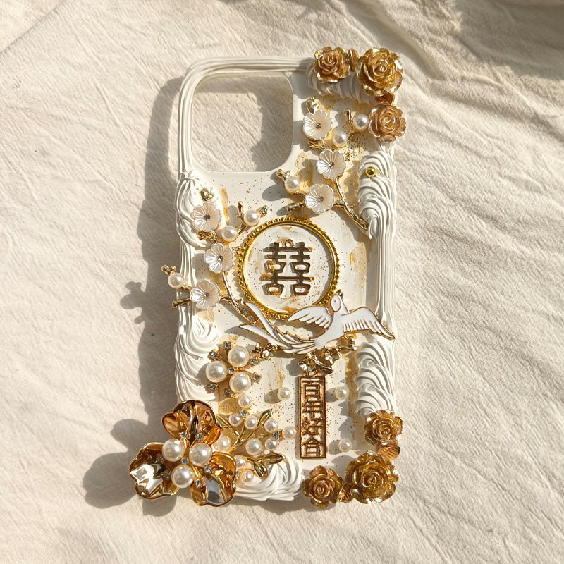 A Celebratory Phone Case Adorned with Tradition,Whipped Cream,Customizable,DIY