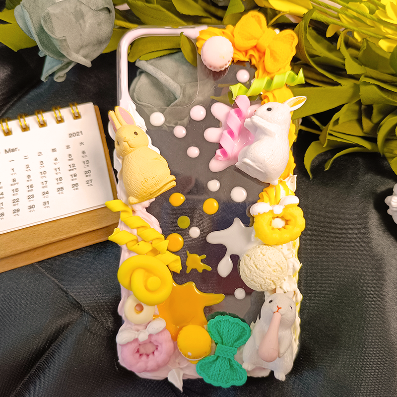 iPhone Exclusive | Cartoon Rabbit | Lovely Cream Glue | DIY | Transparent Phone Case